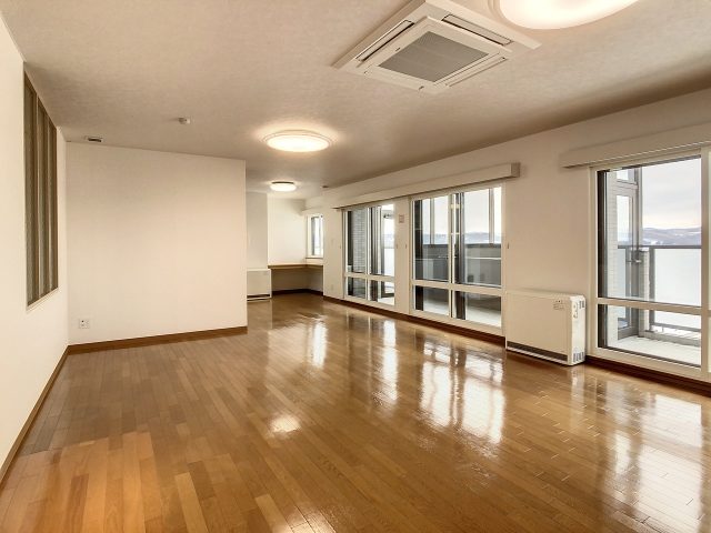 高層鉄筋マンション最上階!5LDKのご紹介☆